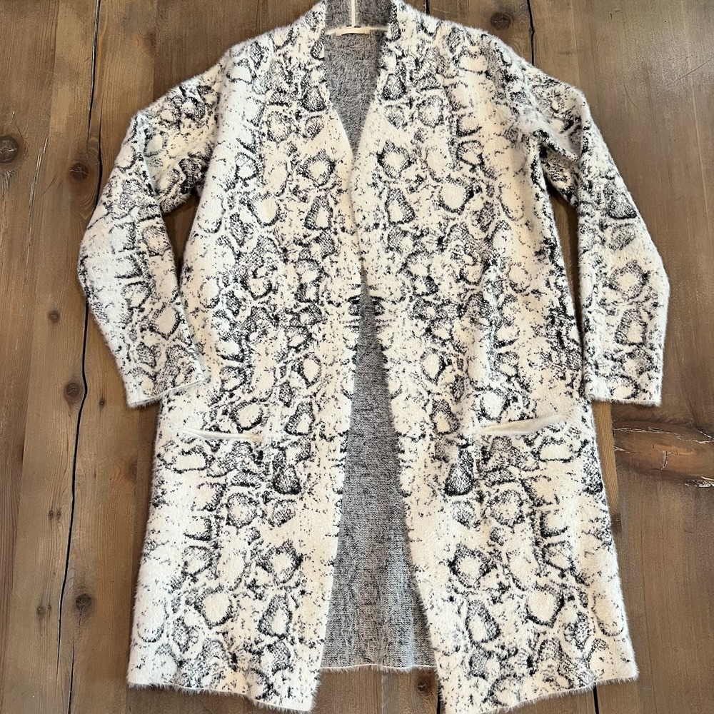 Anthropologie Love Stitch Cozy Open Cardigan Cream Black Pockets Small